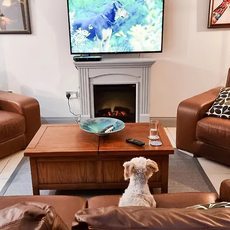 By Trident Homes Holiday home *